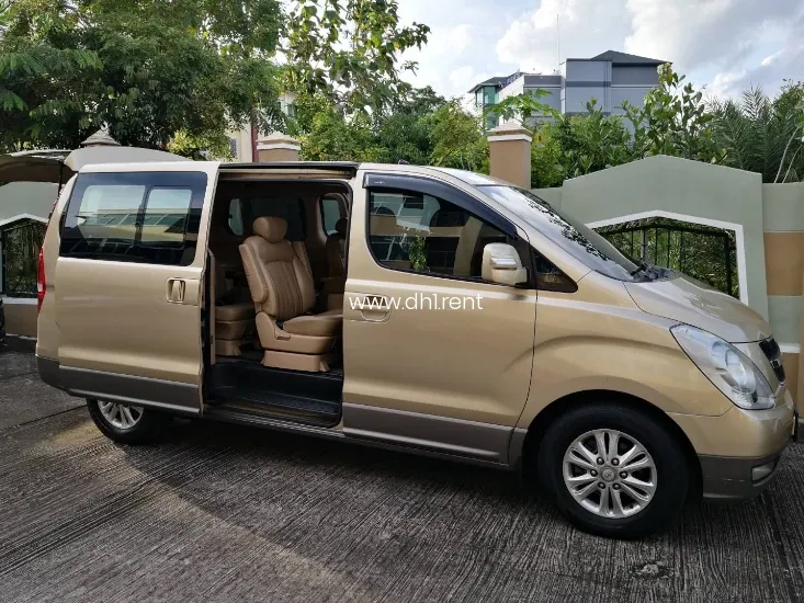 HYUNDAI H1 DELUXE 11 ที่นั่ง ปี 2012 กระบี่ HYUNDAI H1 DELUXE 11 ที่นั่ง ปี 2012