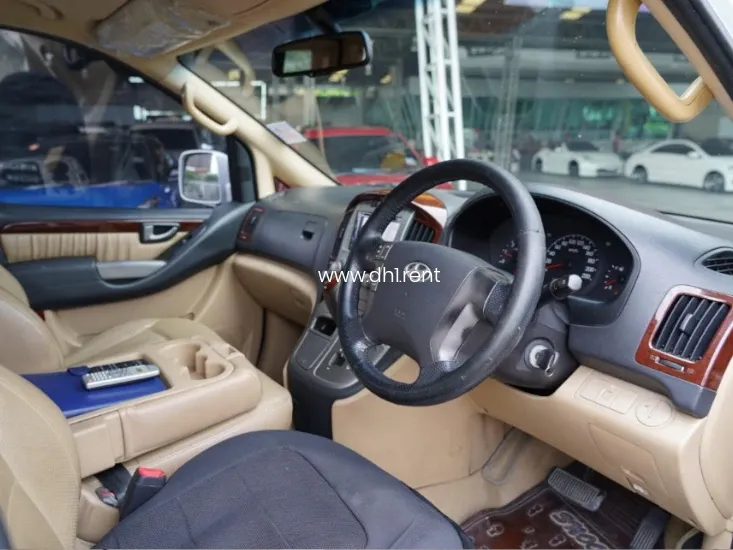 HYUNDAI STAREK 7 ที่นั่ง ปี 2012 กระบี่ HYUNDAI STAREK 7 ที่นั่ง ปี 2012