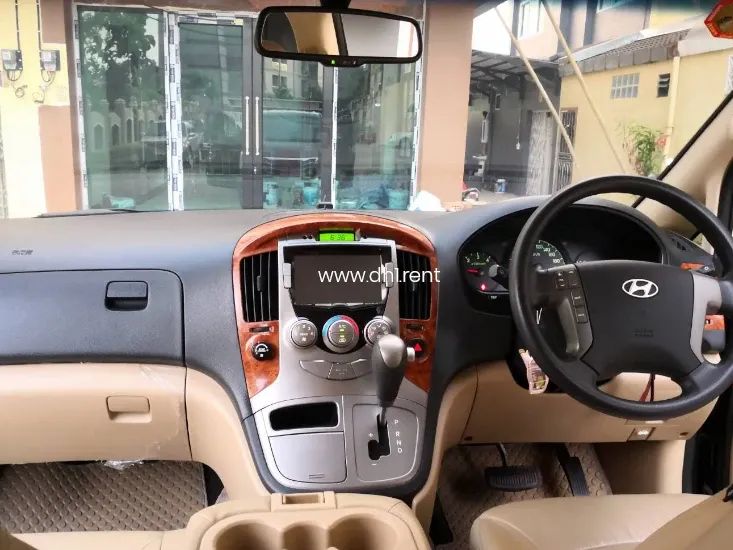 HYUNDAI H1 DELUXE 11 ที่นั่ง ปี 2015 กระบี่ HYUNDAI H1 DELUXE 11 ที่นั่ง ปี 2015