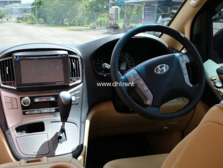 HYUNDAI H1 ELITE 11 ที่นั่ง ปี 2019 ภูเก็ต HYUNDAI H1 ELITE 11 ที่นั่ง ปี 2019
