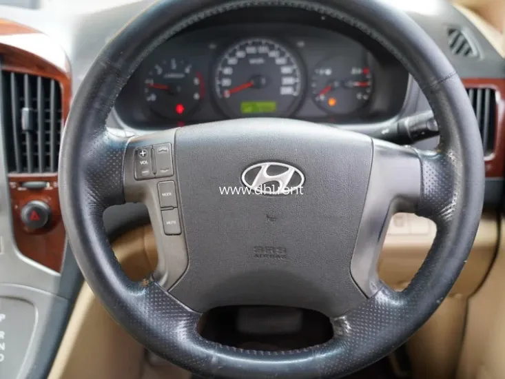 HYUNDAI STAREK 7 ที่นั่ง ปี 2012 กระบี่ HYUNDAI STAREK 7 ที่นั่ง ปี 2012