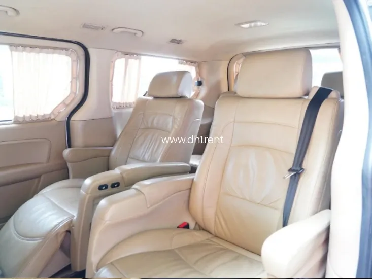 HYUNDAI STAREK 7 ที่นั่ง ปี 2012 ภูเก็ต HYUNDAI STAREK 7 ที่นั่ง ปี 2012