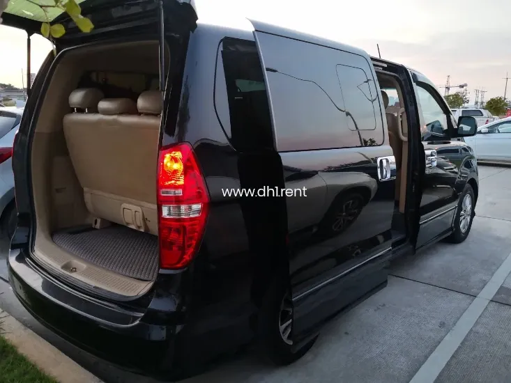 HYUNDAI H1 DELUXE 11 ที่นั่ง ปี 2015 กระบี่ HYUNDAI H1 DELUXE 11 ที่นั่ง ปี 2015